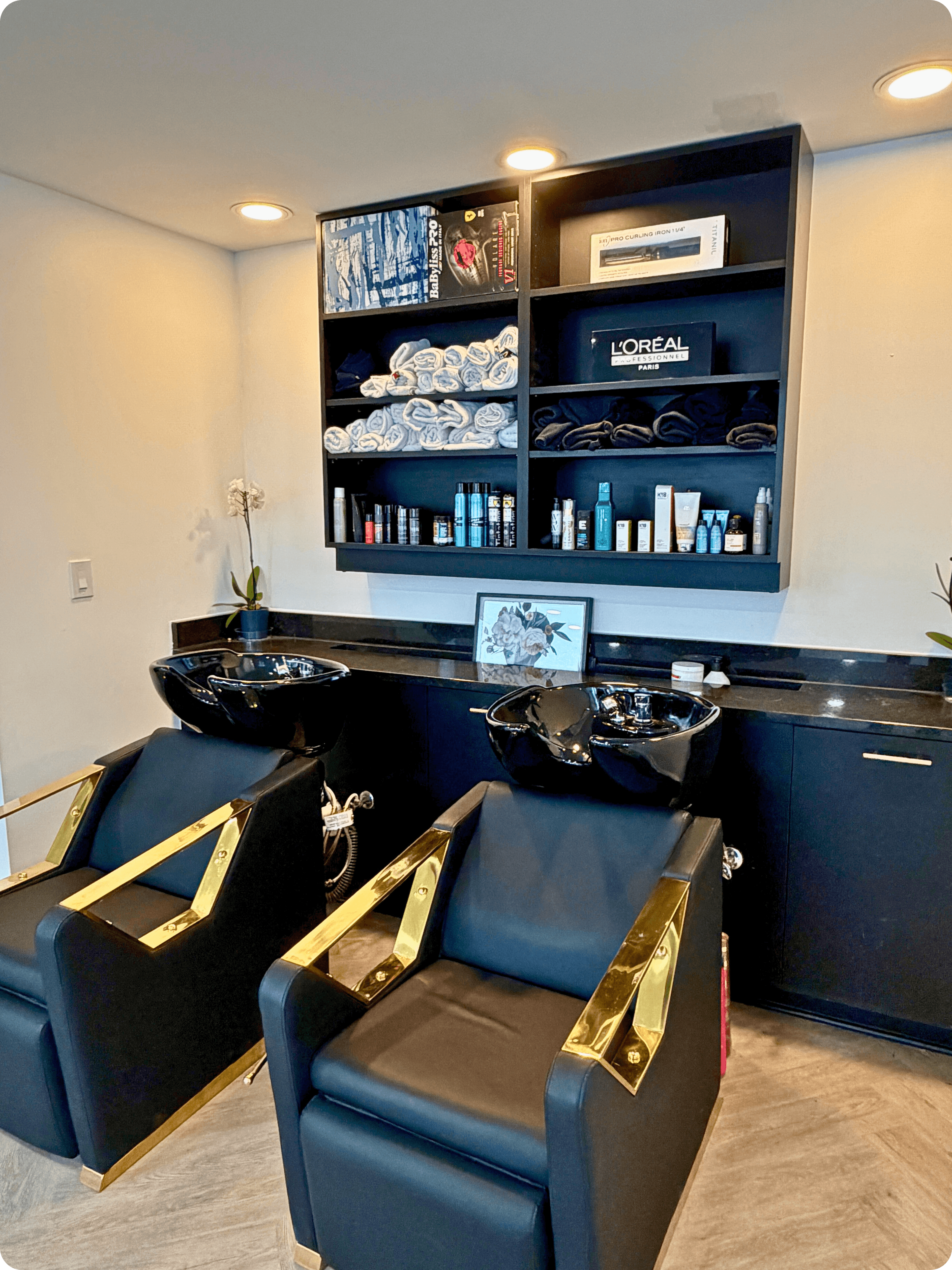 Beauty Hair Lounge styling chairs and mirrors