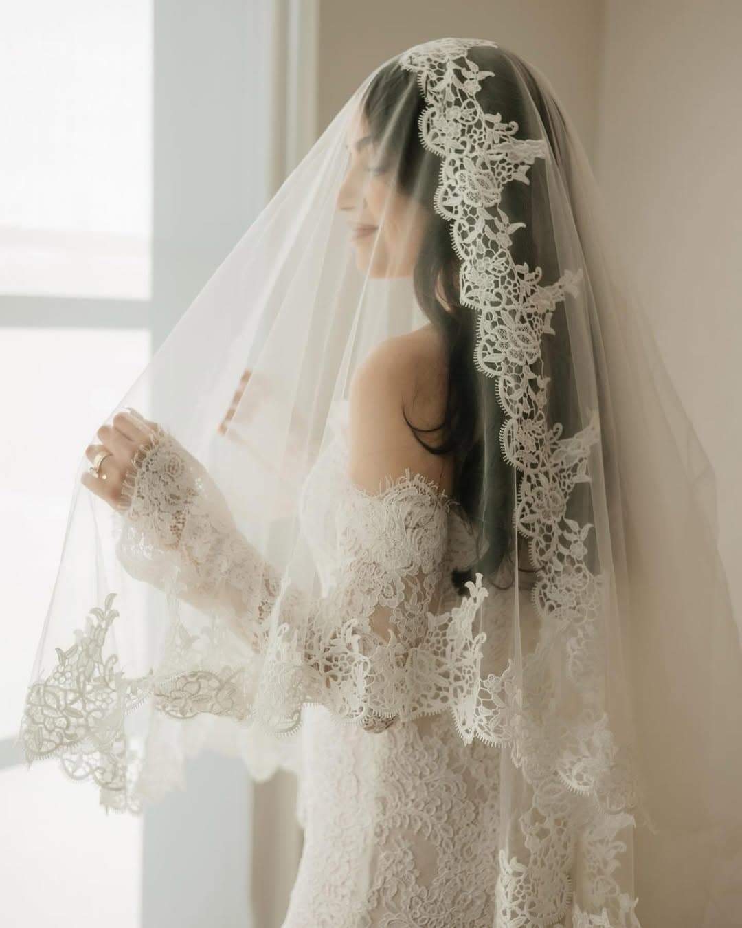 Bridal hairstyle detail by Ghassan Hanna